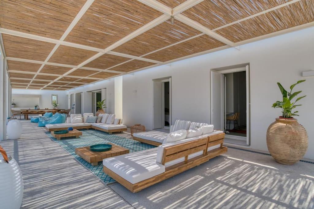 Villa Lampsi - Spacious & Modern Isterni  외부 사진